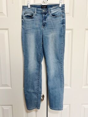 Judy Blue Relaxed Fit Jeans 9/29